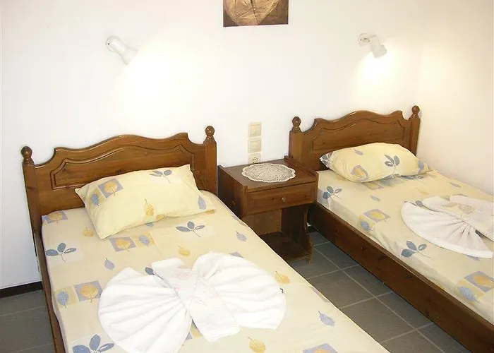 Katerina מלון טרולוס